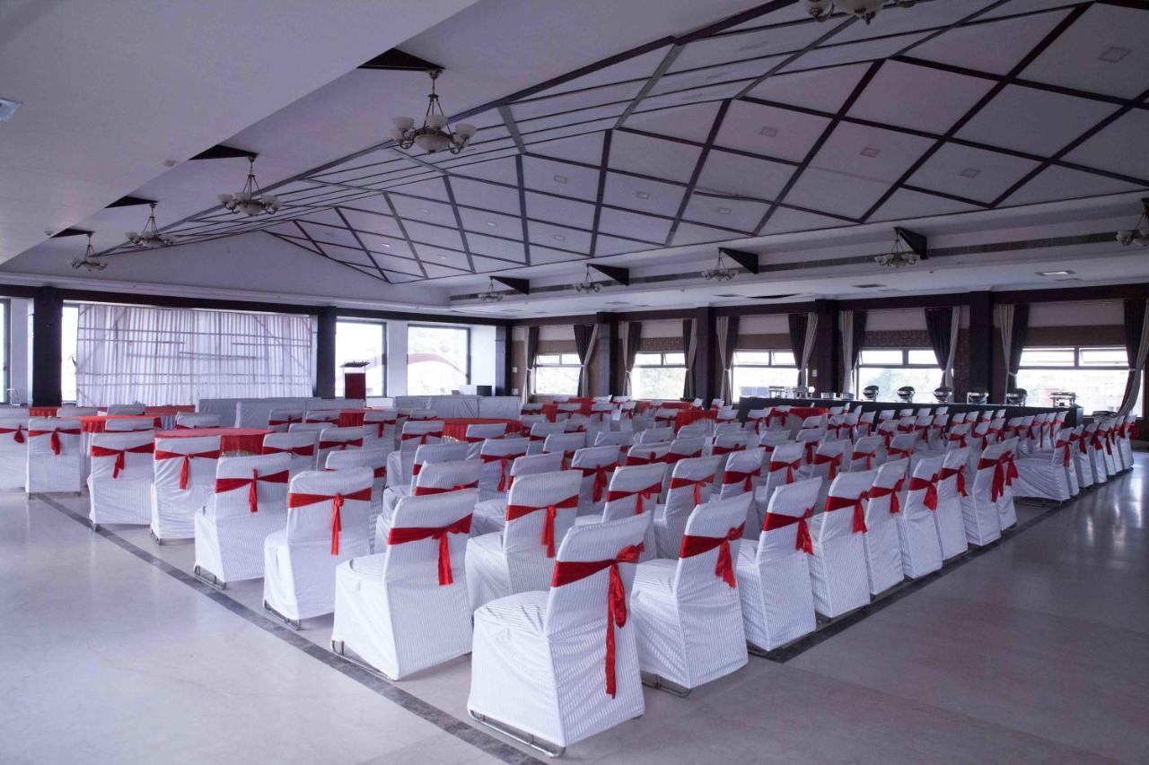 Hotel Central Park Siliguri Exterior foto